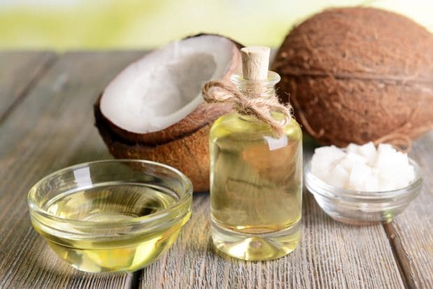 Pourquoi l'huile de coco est le produit miracle du moment ?