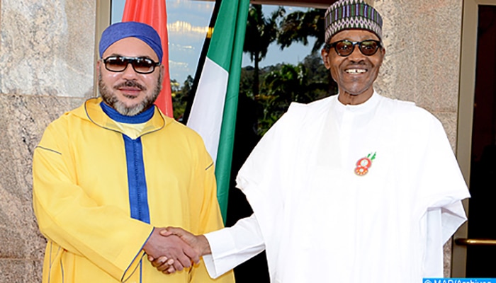 Entretiens ‡ Abuja entre SM le Roi Mohammed VI et le PrÈsident nigÈrian SEM. Muhammadu Buhari. MH