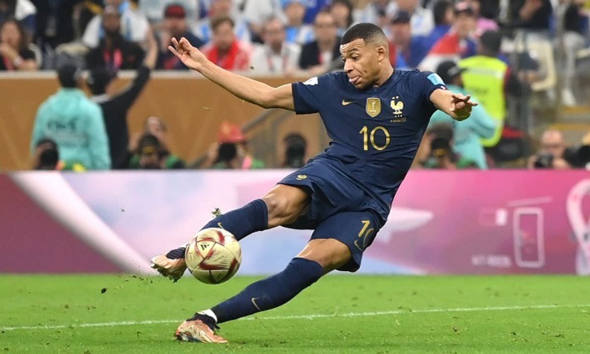 Mondial-2022: Messi meilleur joueur, Mbappé meilleur buteur