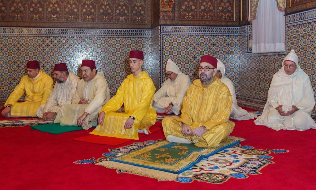 Le Roi, Amir Al-Mouminine, ordonne l'augmentation progressive de l’allocation mensuelle accordée aux imams