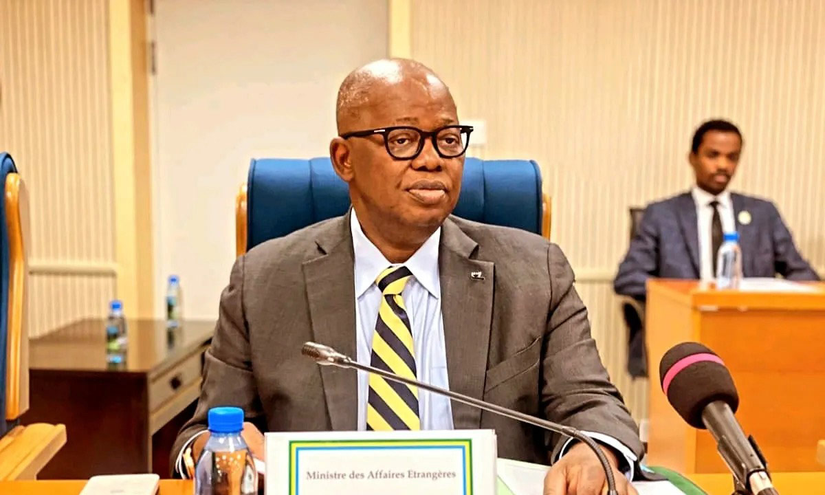 Gabon: décès du chef de la diplomatie après un malaise cardiaque en Conseil des ministres