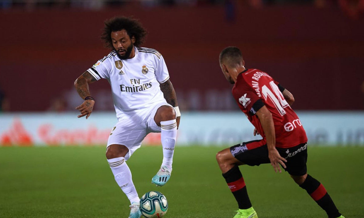 Battu par Majorque, le Real est détrôné par le Barça