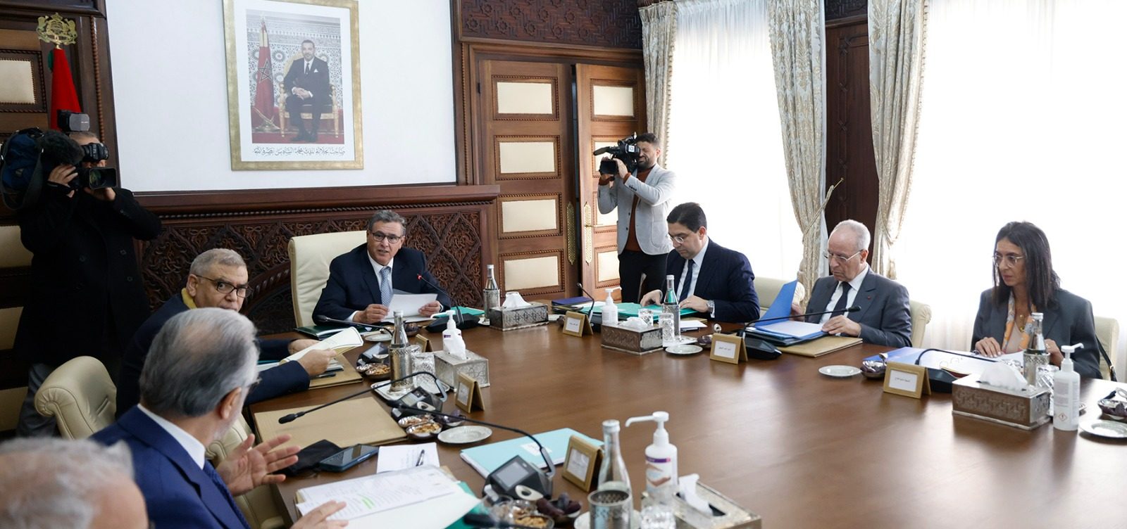 haute fonction, conseil du gouvernement, chef du gouvernement, exécutif,