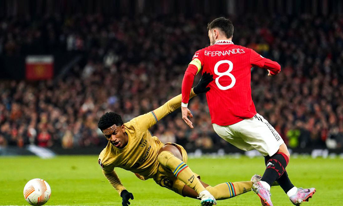 Liga Europa: Manchester United renverse le Barça et file en huitièmes