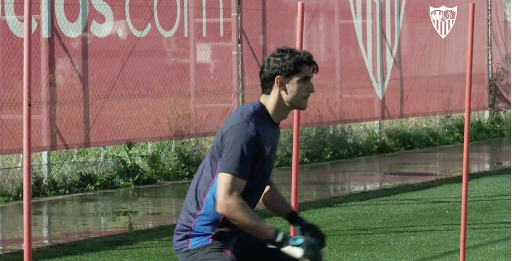 Vidéo. De retour à l'entrainement, Bounou convoqué pour la Ligue Europa