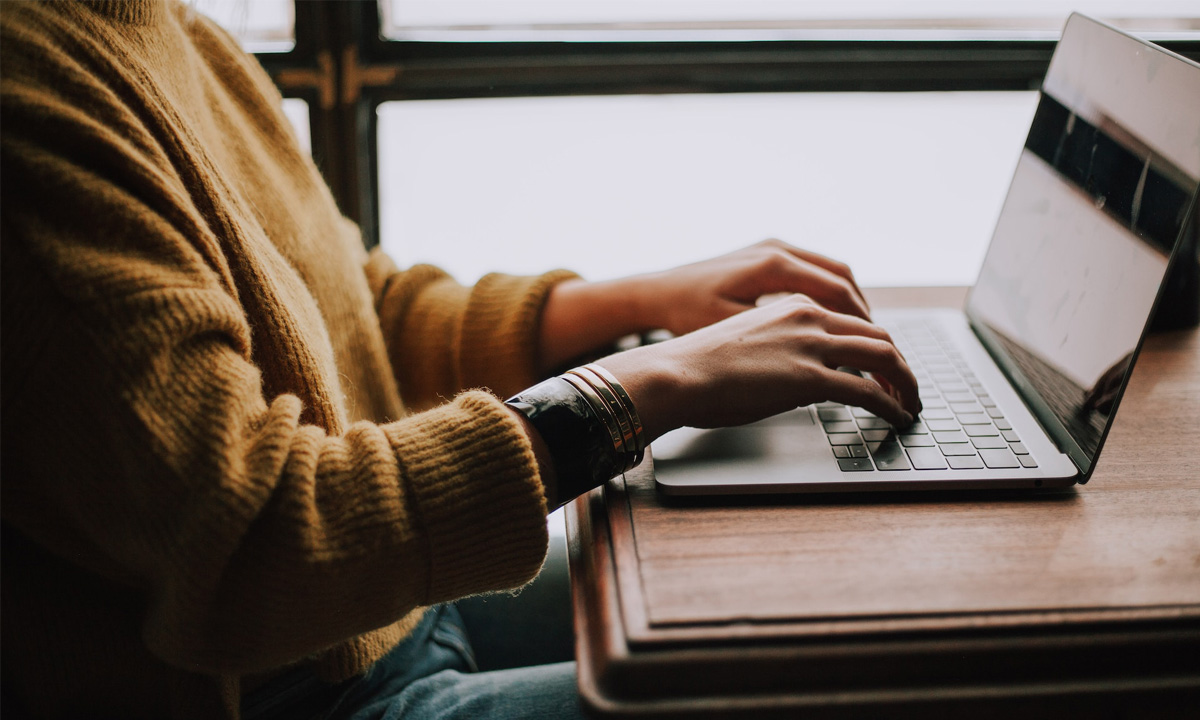 La manière dont on utilise l'ordinateur détecte le stress au bureau