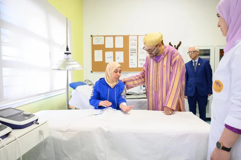 Le roi inaugure le Centre de réhabilitation psycho-sociale du CHU Ibn Rochd