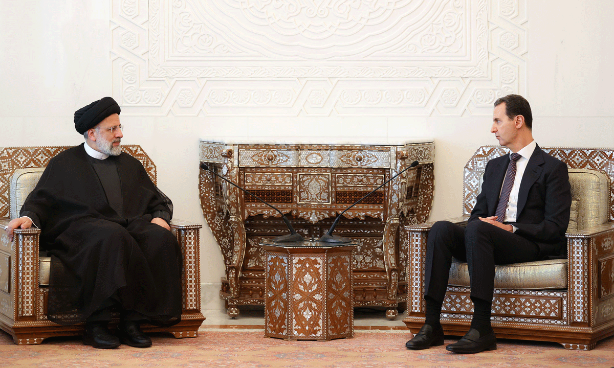 A Damas, le président iranien dit à Assad que la Syrie a remporté la "victoire"
