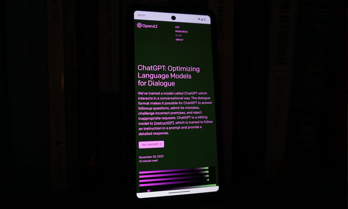 OpenAI a lancé jeudi une application mobile pour ChatGPT