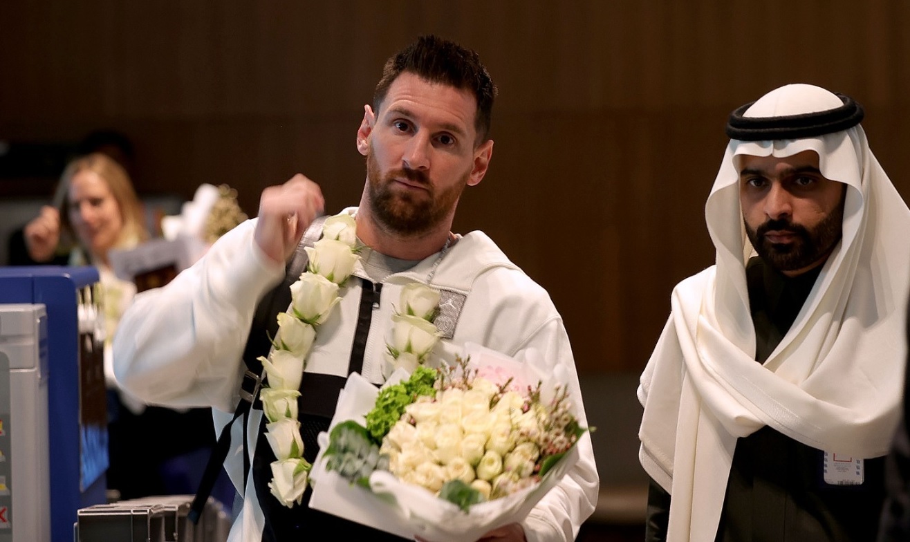 Lionel Messi devrait retrouver dans le championnat local la star portugaise Cristiano Ronaldo, joueur d'Al-Nassr depuis le mercato hivernal.