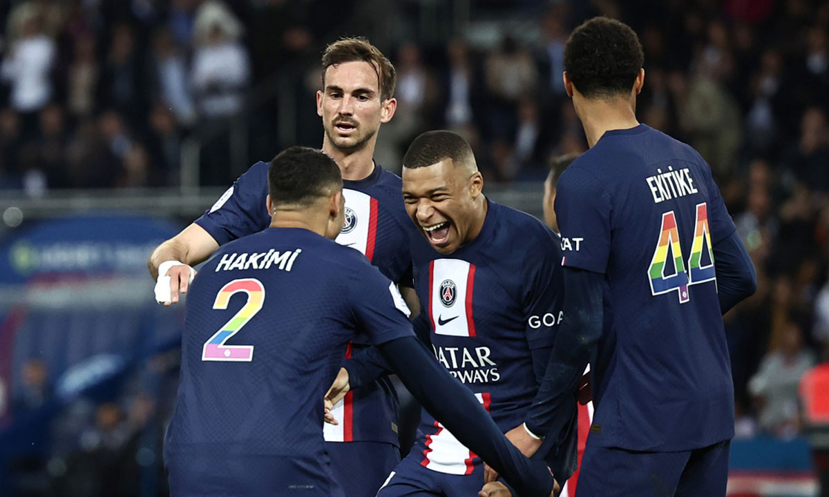 Paris SG champion: Mbappé couronné mais frustré