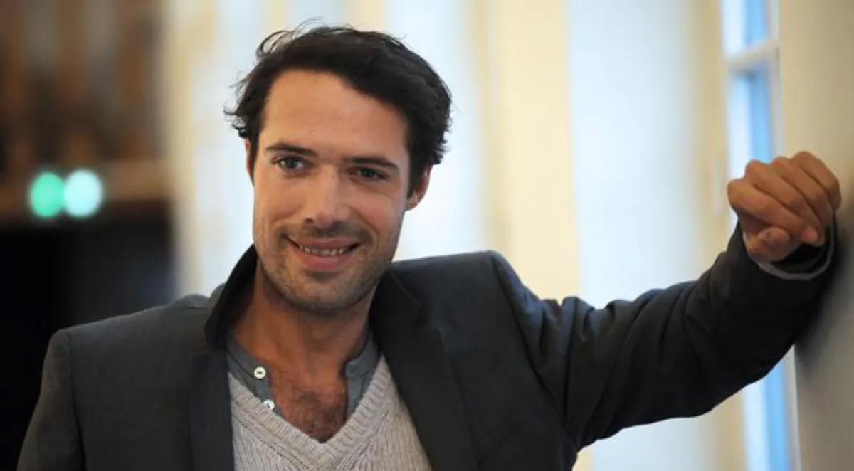 france humouriste nicolas bedos garde agression sexuelle
