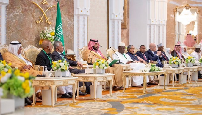 mina baitas assiste reception mohammed ben salmane