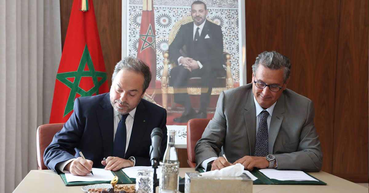 signature du contrat-programme 2023–2037 entre le gouvernement et la compagnie nationale Royal Air Maroc