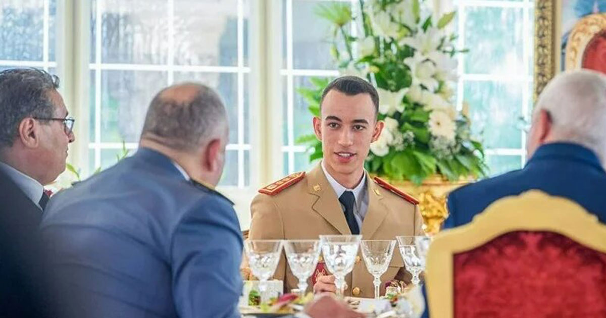 Le prince Héritier Moulay El Hassan préside à Tétouan un déjeuner offert par le chef du gouvernement à l'occasion de la Fête du Trône