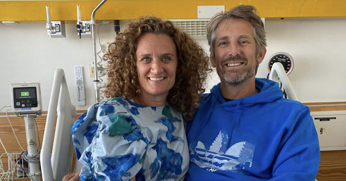 Victime d'une hémorragie cérébrale, Van der Sar est sorti des soins intensifs
