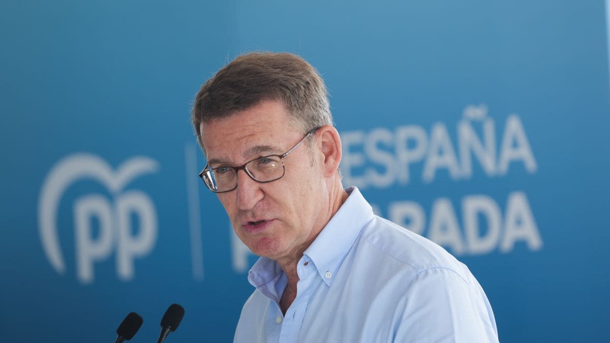 Espagne: le leader du PP fait les yeux doux au Maroc
