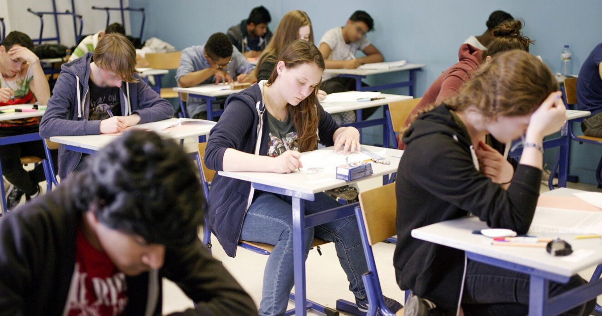 Bac: les épreuves de spécialités se tiendront en juin au lieu de mars dès 2024
