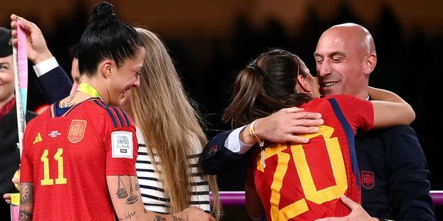 Baiser forcé: la Fédération demande la démission de Rubiales, la justice ouvre une enquête préliminaire
