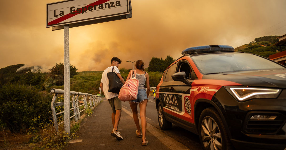 Espagne: environ 26.000 personnes contraintes de fuir les incendies à Tenerife