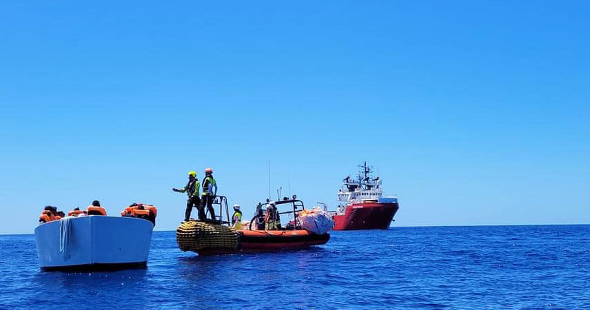 Le navire-ambulance Ocean Viking sauve 623 migrants en Méditerranée