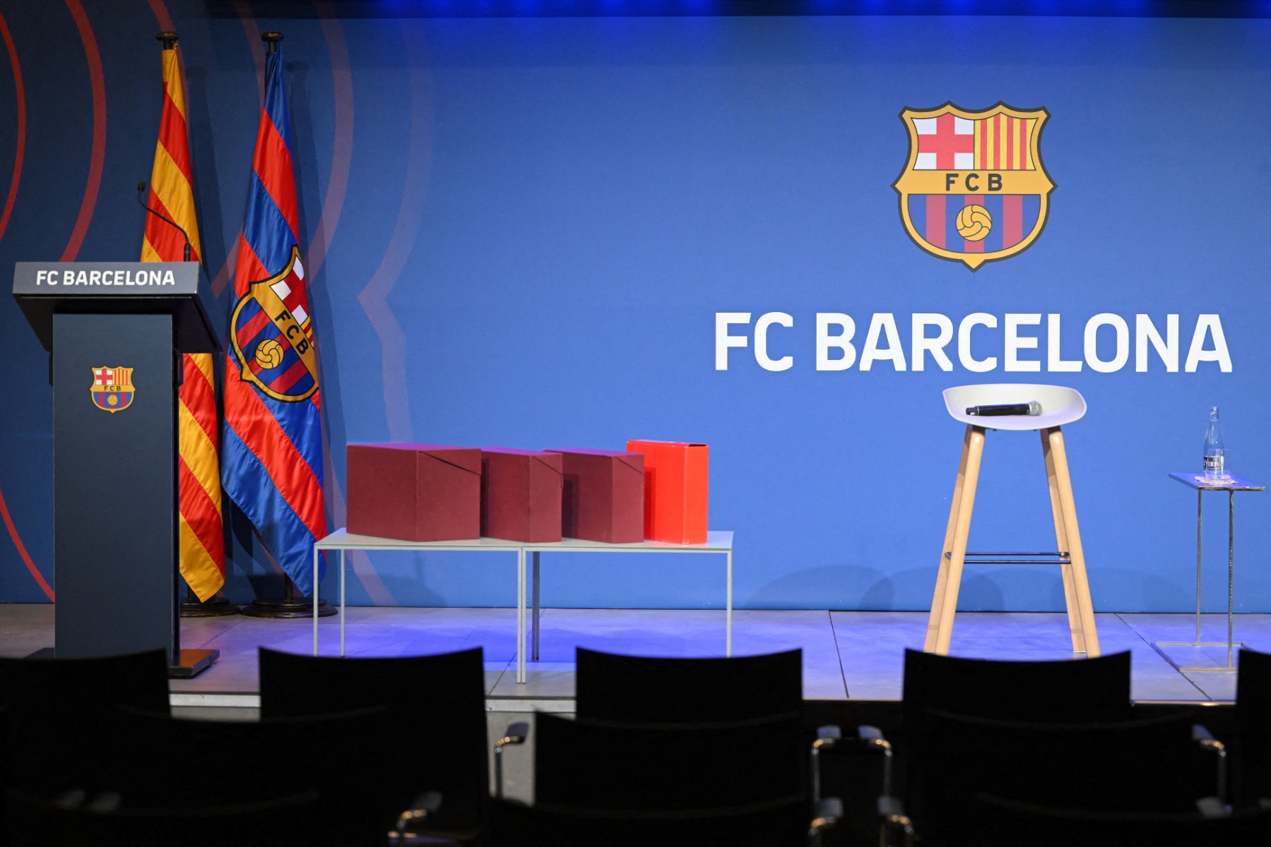 fbl esp liga barcelona presser