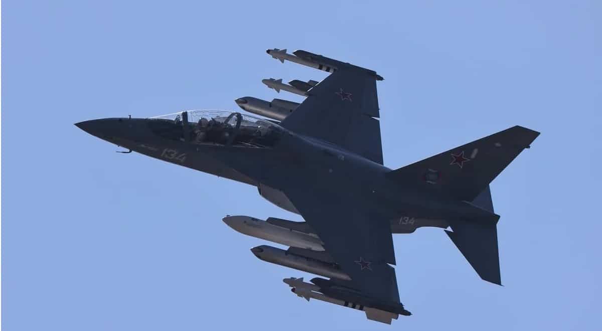 Iran, armée de l'air iranienne, Russe, base aérienne, Shahid Babaei, Tasnim, MiG, avions Yak-130