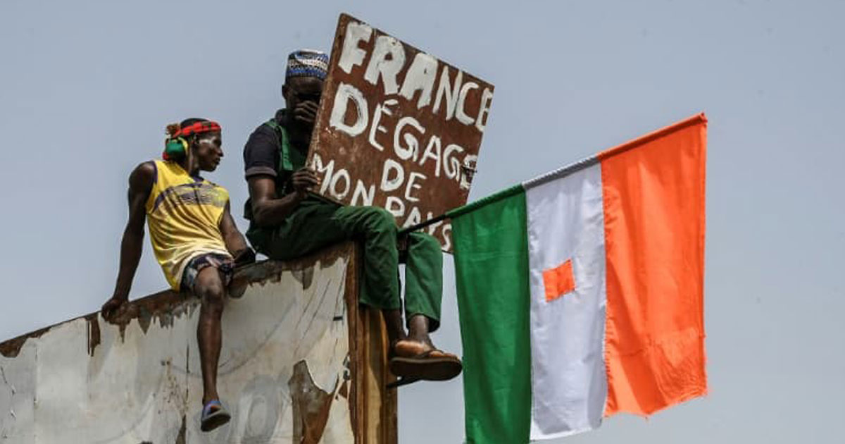 Paris discute avec Niamey du retrait d'une partie de ses effectifs et matériels militaires