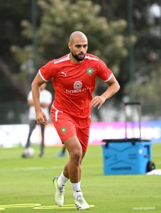 Sofyan Amrabat avec le nouveau maillot d'entraînement