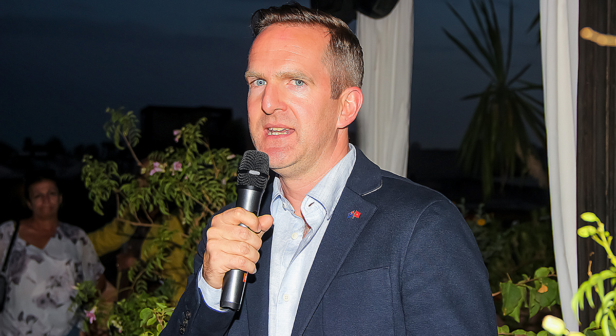 james thornton pdg intrépid travel