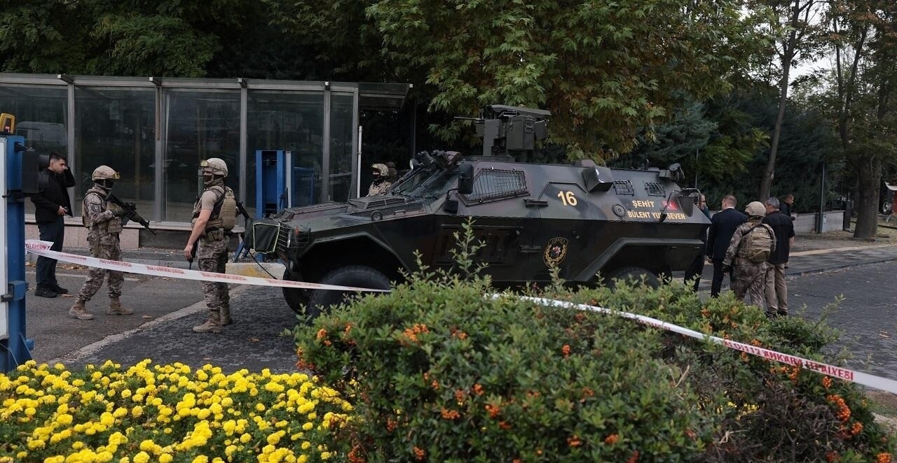 Turquie attentat bombe Ankara parlement