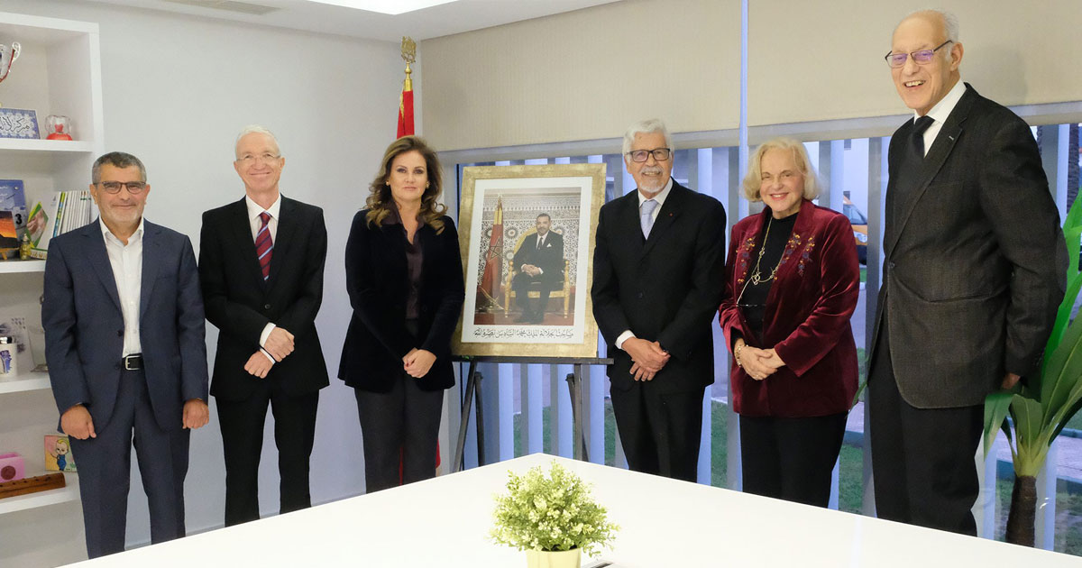 Son Altesse la Princesse Lalla Zineb reçoit une délégation de l’association Al Hayat Chaînes de Vie