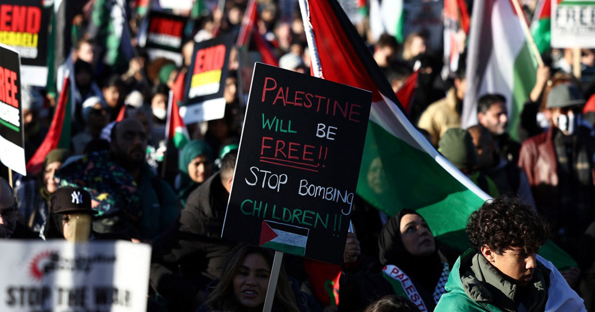 Un million de manifestants marchent à Londres sous haute surveillance "pour la Palestine"