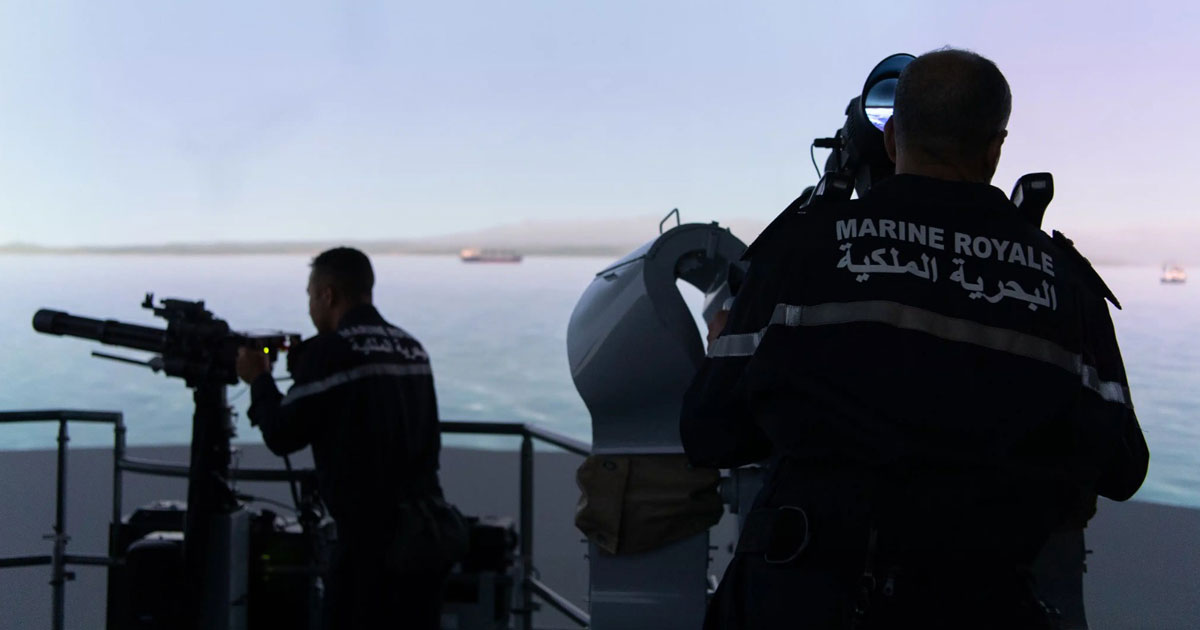 Sud-Ouest de Dakhla: Une Frégate de la Marine Royale intercepte un navire suspect sans documents et sans pavillon (Communiqué)