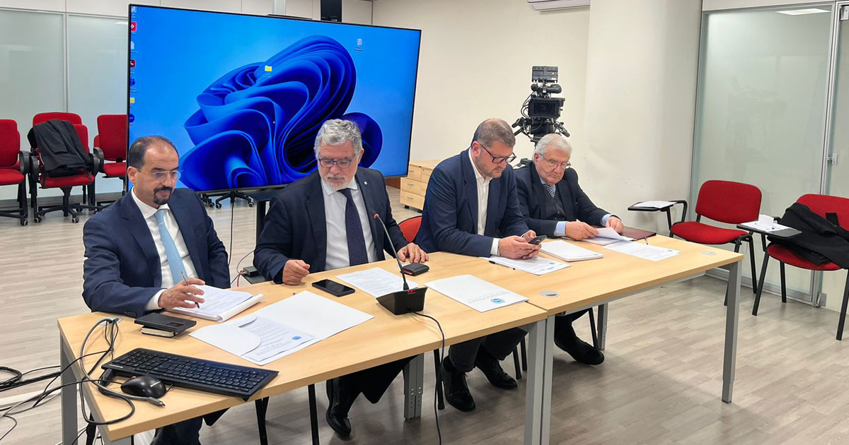 Une délégation de la Chambre des conseillers participe à Naples à une session de formation sur des questions stratégiques d'actualité