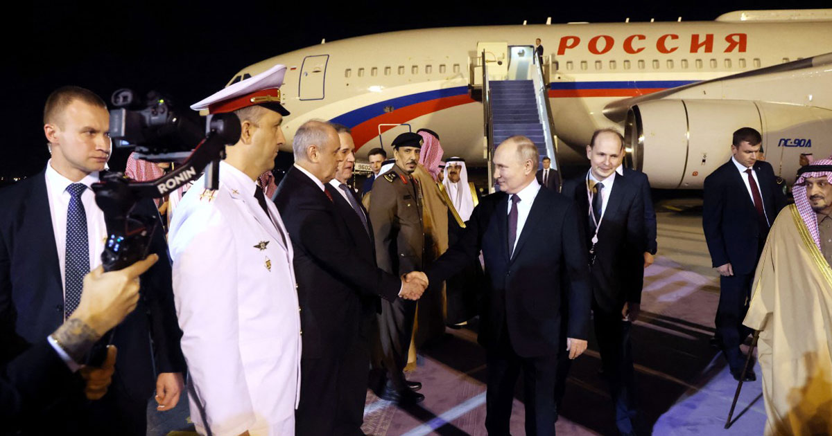 Poutine en Arabie saoudite après les Emirats, pétrole et Palestine dans son ordre du jour