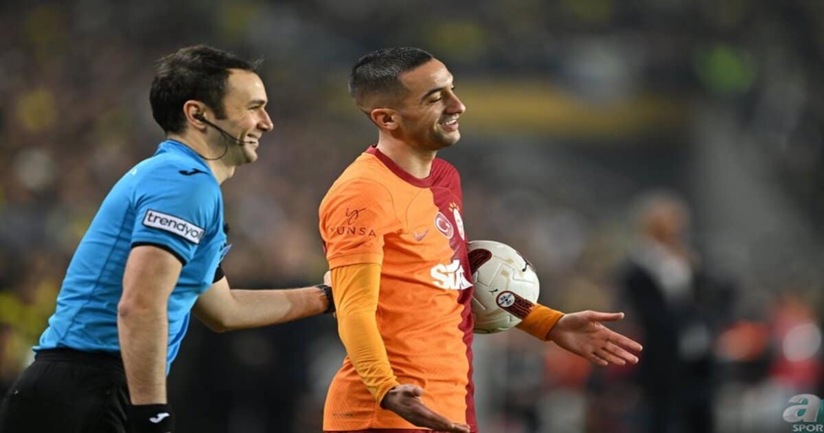 Hakim Ziyech sous les couleurs de Galatasaray.