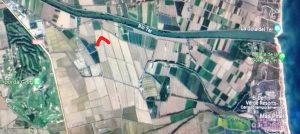 La marque rouge est le lieu où a été retrouvé le corps de la défunte. 