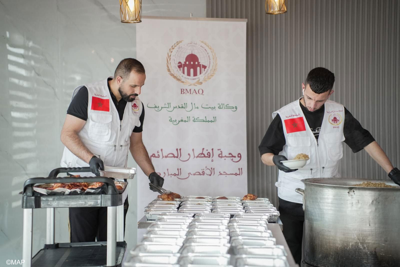 al qods agence bait mal al qods poursuit la distribution des repas 2