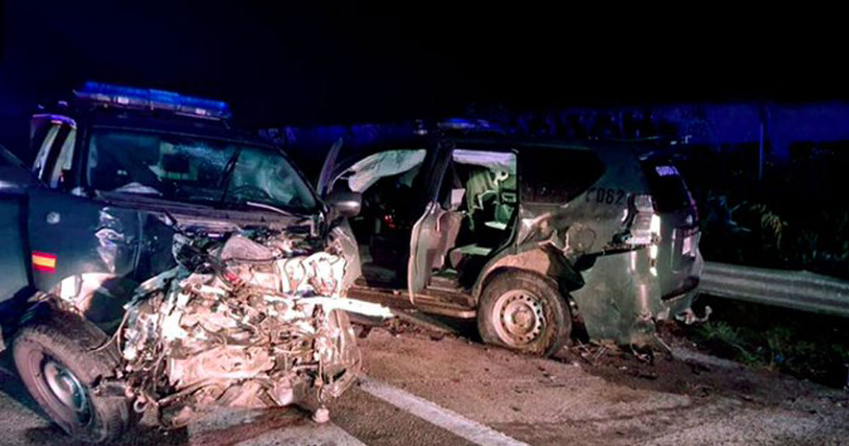 Espagne: six morts, dont deux gardes civils, à un barrage percuté par un camion