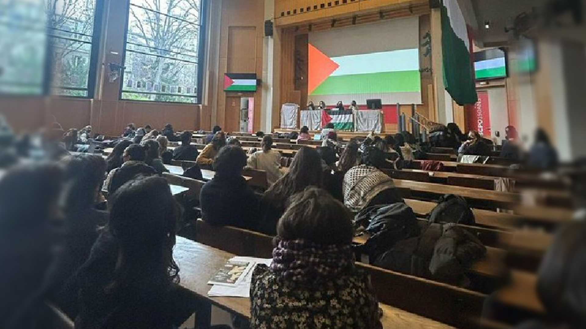 manifestation pro palestine à sciences po paris