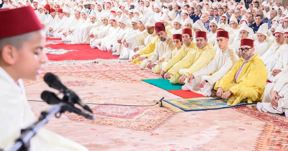 SM le Roi, Amir Al-Mouminine, préside à la mosquée Hassan II à Casablanca une veillée religieuse en commémoration de Laylat Al-Qadr bénie