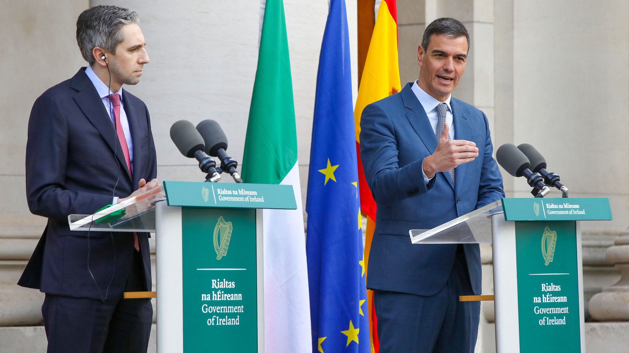 Simon Harris et Pedro Sanchez