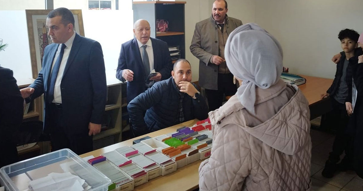 Espagne : Consulat mobile au profit de la communauté marocaine de la province de Grenade