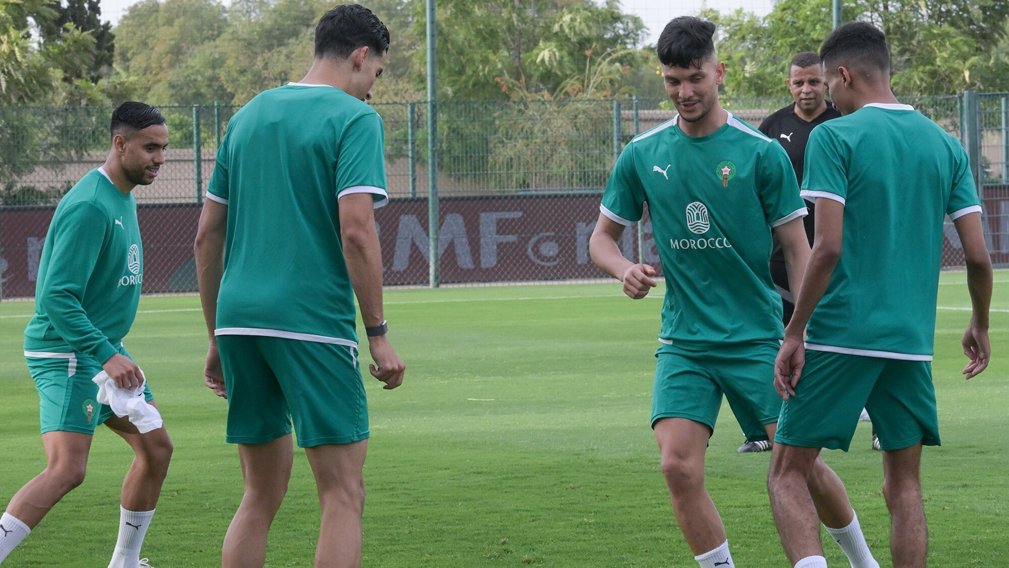 Certains Lions de l'Atlas ont commencé les préparatifs pour les matchs contre la Zambie et le Congo.