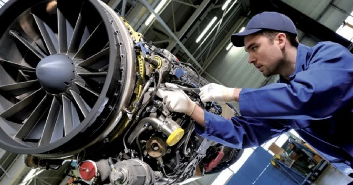 aeronautique Ryad Mezzour