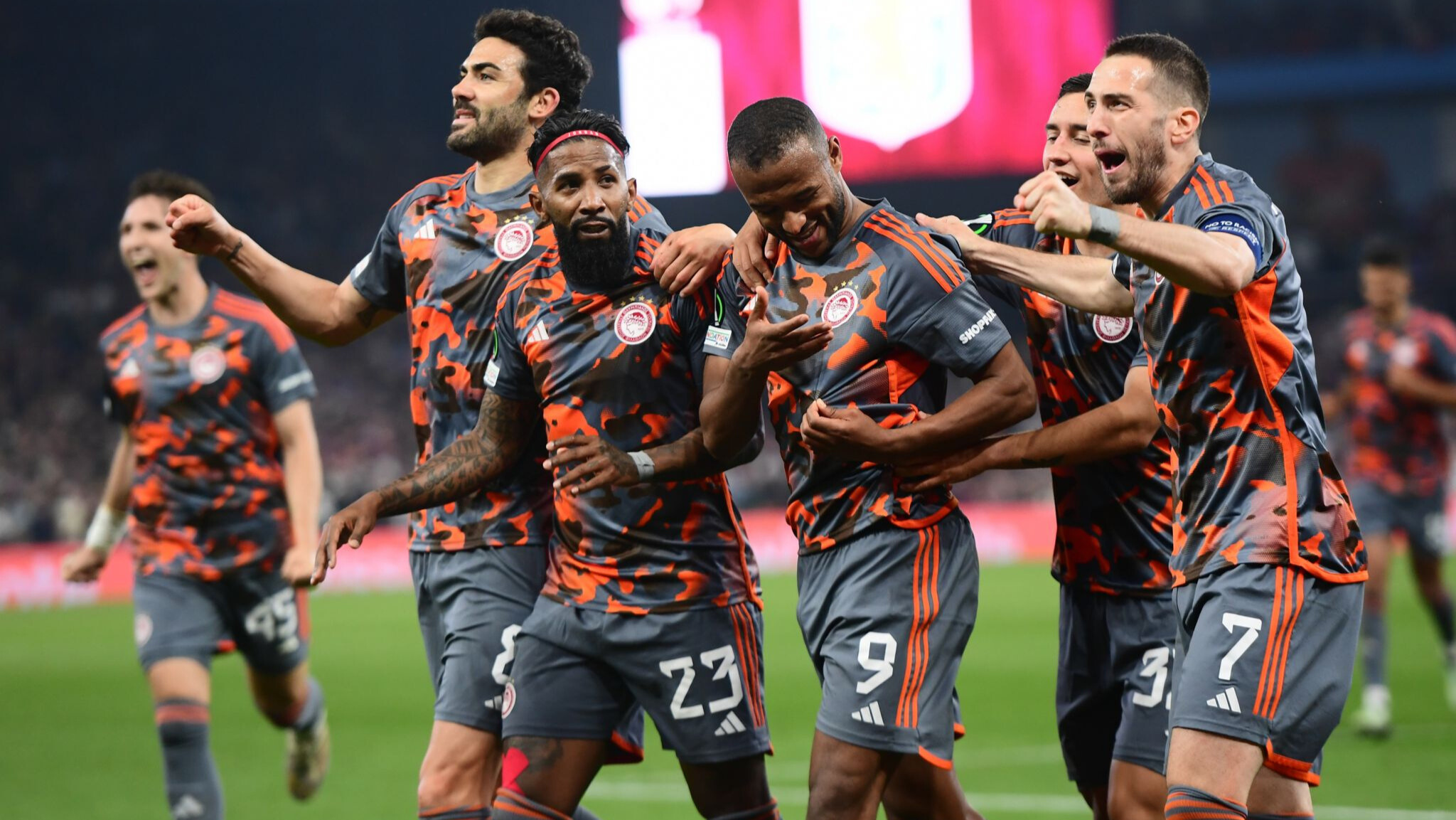 ayoub el kaabi olympiakos