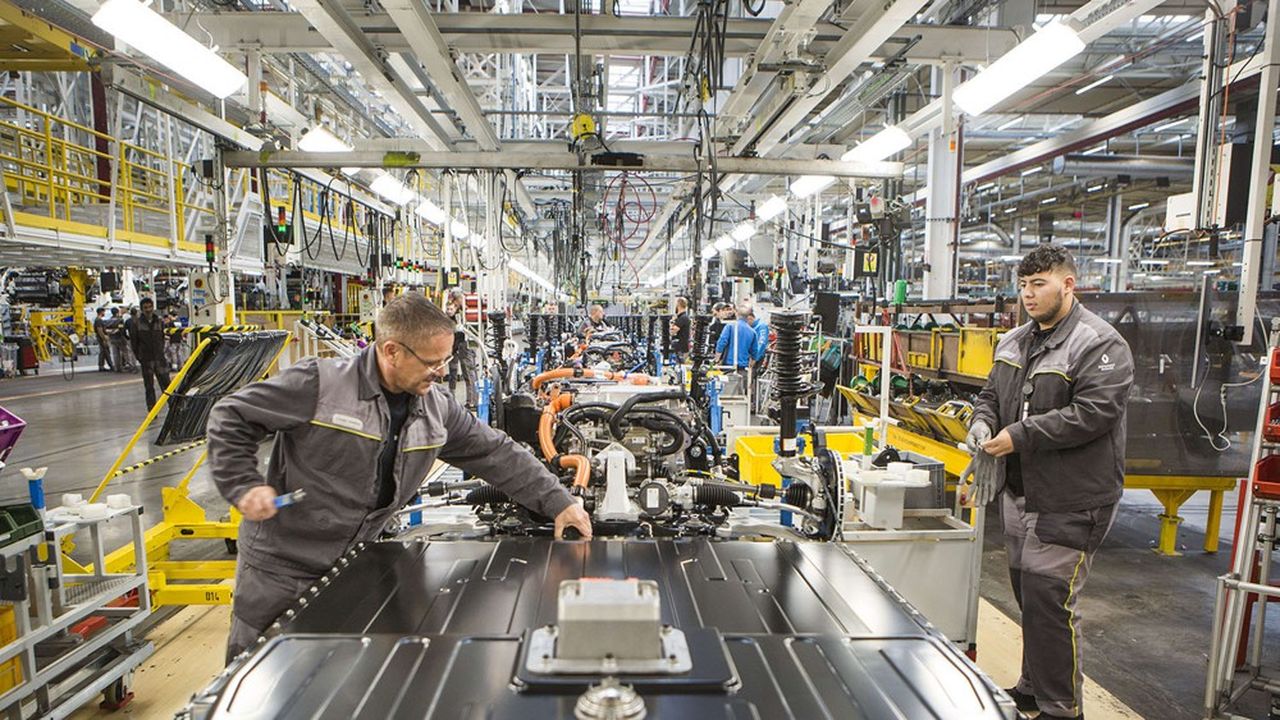 renault group usine auto electricity de douai. production de vehicule electrique