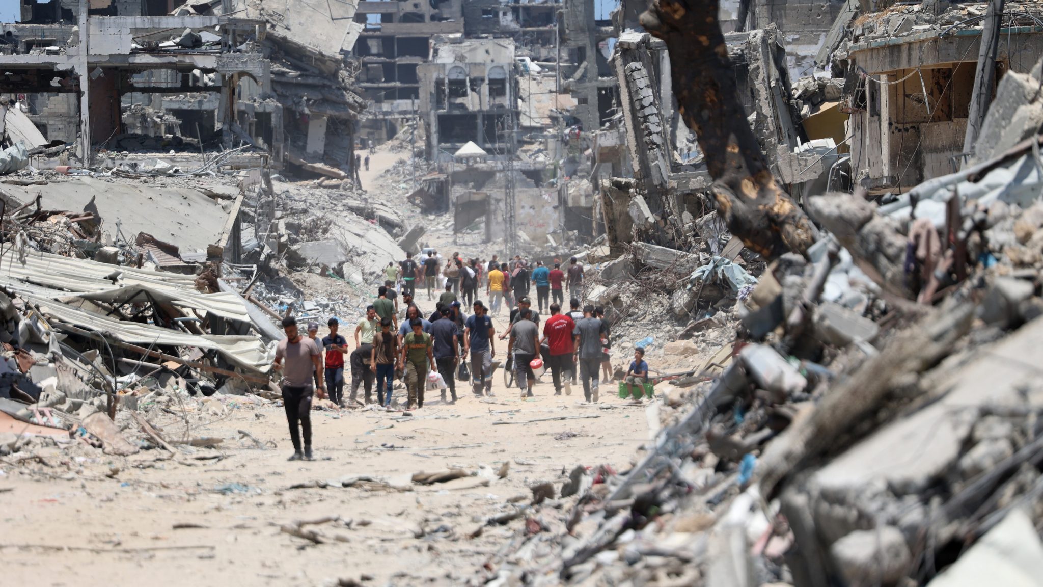 Plus de 40.000 morts à Gaza, discussions au Qatar en vue d'une trêve