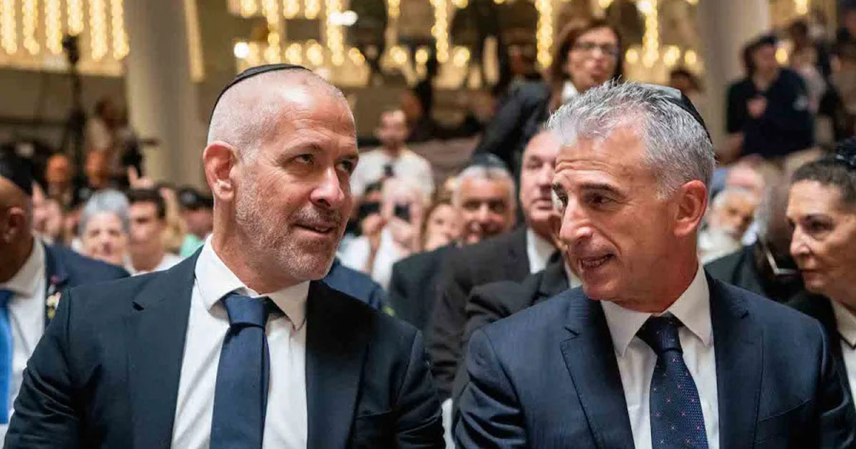 Israël participe à des pourparlers au Caire, pas de répit dans la guerre à Gaza